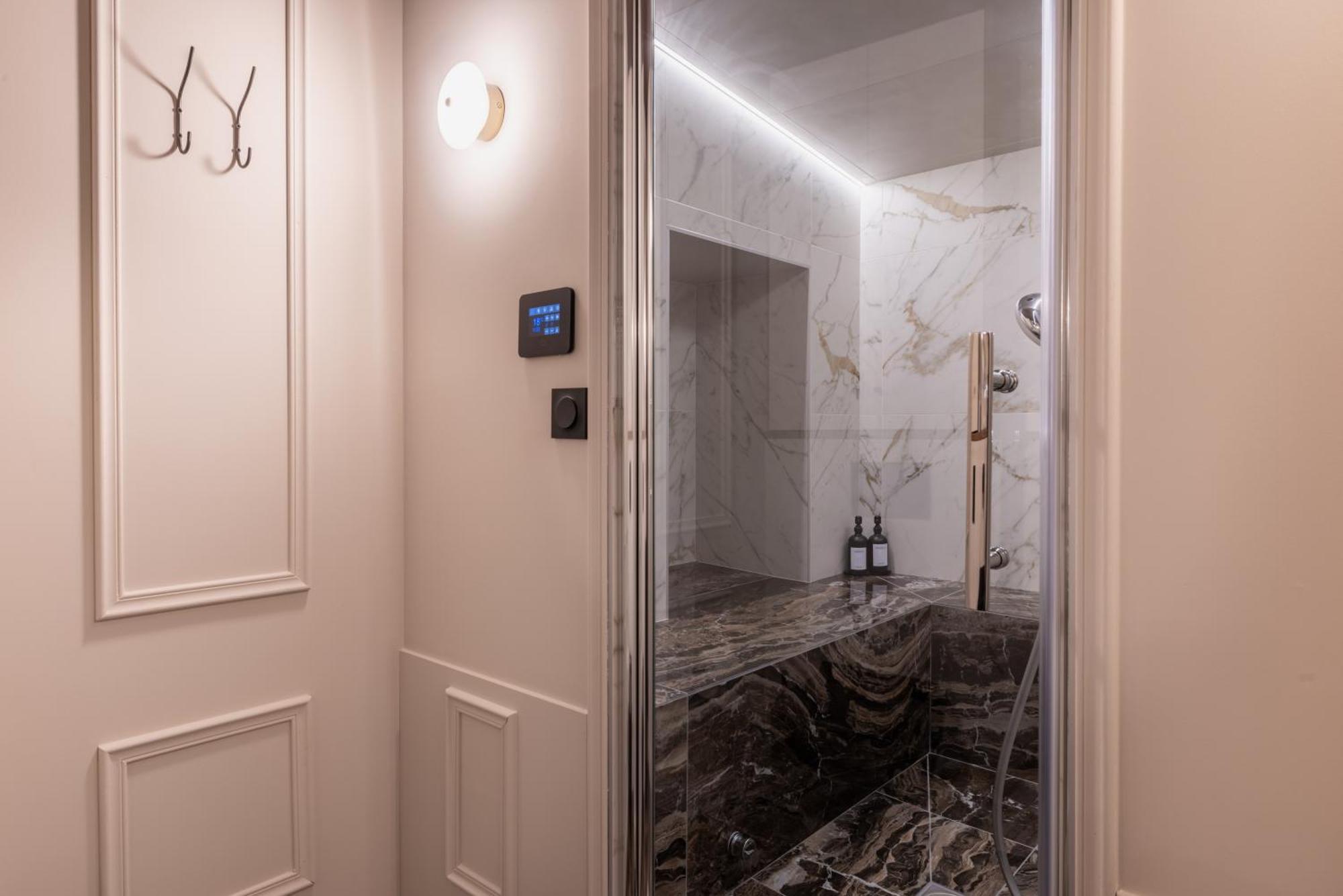 C0C00N Veritable Hammam A Partager A Deux Риом Экстерьер фото
